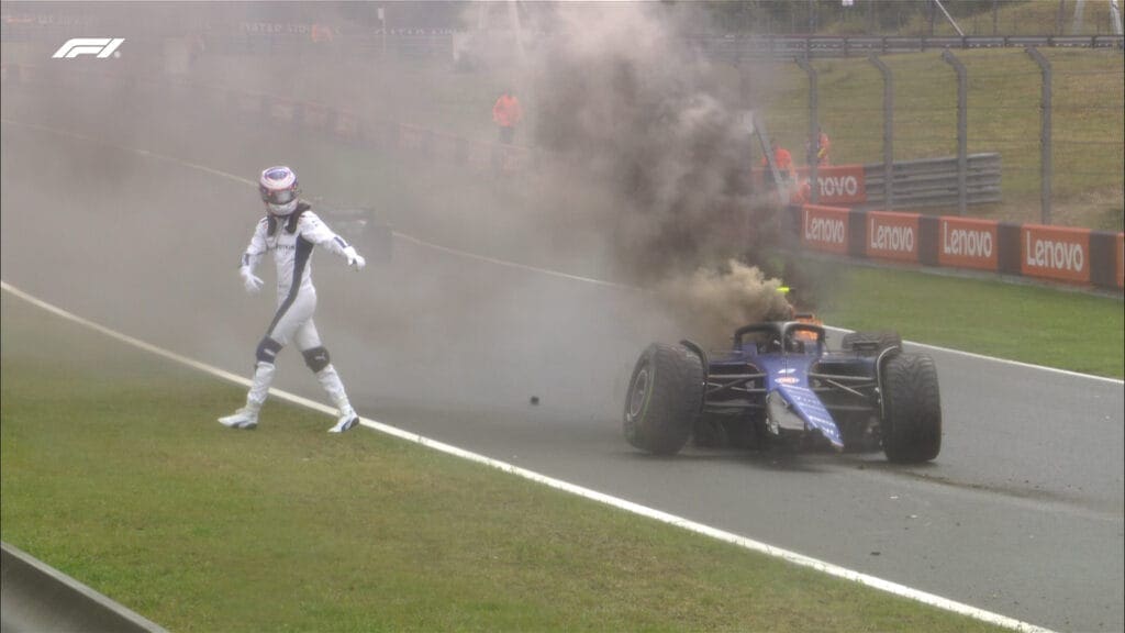 Williams in Nederland: Hier is het incident waarbij Logan Sargent betrokken was tijdens FP3. 